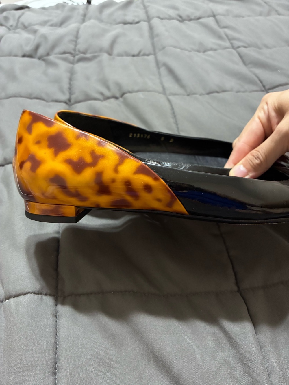 Gucci Black Patent and Tortoiseshell Peep-Toe Flats - Picture 8 of 12